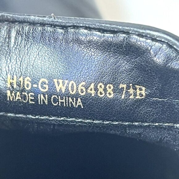 Cole Haan Ankle Bootie Womens 7.5B Black Leather Pull On Comfort Casual Low Heel - Picture 11 of 11